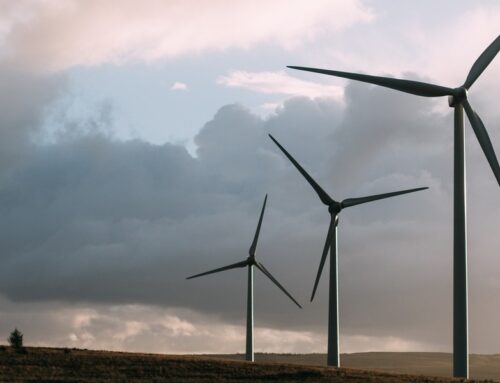 Ausschreibungen für Windenergieanlagen an Land: Verlängerung der Realisierungs- und Pönalfristen